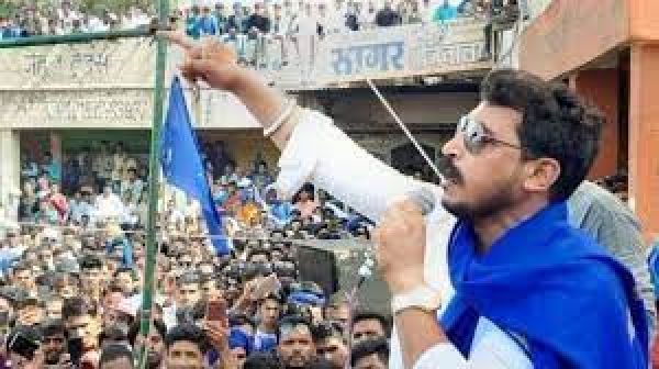 मैंने अखिलेश को बड़ा भाई माना है, वो मुझे छोटा भाई मानें तो बन सकती है बातः चंद्रशेखर