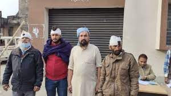 पटना से पंजाब लौट रहे सिख श्रद्धालुओं पर पत्थरबाज़ी, 20 लोगों पर एफ़आईआर