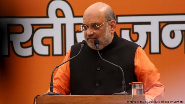 कश्मीर में 'वॉर क्राइम' के आरोप में लंदन में अमित शाह और नरवणे के खिलाफ शिकायत