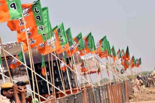 गैर-भाजपा राज्य सरकार आईएएस कैडर नियमों में प्रस्तावित बदलाव के खिलाफ
