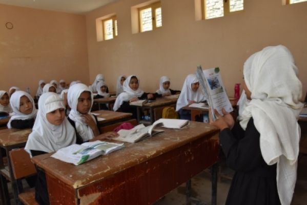 लड़कियों के लिए हाई स्कूल मार्च में फिर से खुलेंगे : तालिबान