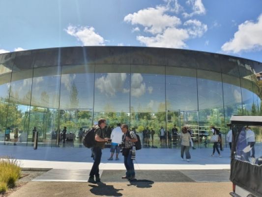 एप्पल ने एयरटैग्स के लिए नई 'व्यक्तिगत सुरक्षा उपयोगकर्ता गाइड' लॉन्च की