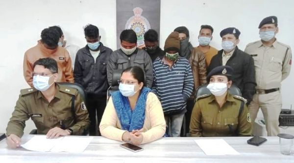 12 लाख रुपये के गुटखा पाउच से भरे पिकअप को लूटने के सभी 6 आरोपी गिरफ्तार