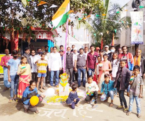 युवा नागरिक परिषद एवं गोल्डन आर्केड परिवार ने जोरशोर से मनाया गणतंत्र दिवस