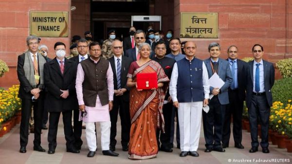 मंदी से उबरने के उपाय नहीं दिए बजट ने