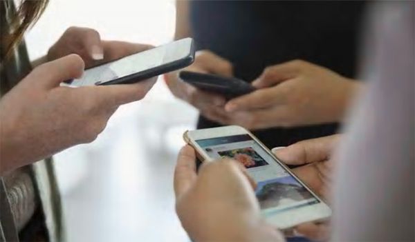 दैनिक ‘छत्तीसगढ़’ का संपादकीय :  पूरी दुनिया की आंखें खोले ऐसी दो हिंसक घटनाएं एक ही दिन हुईं छत्तीसगढ़ में...