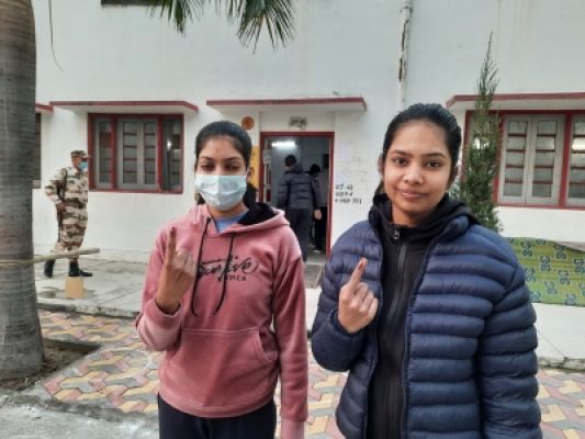 गोवा में पहले दो घंटे में 11.04 फीसदी मतदान