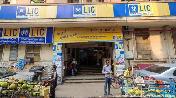 आईपीओ के साथ भी, आईपीओ के बाद भी: साथ निभाएगा एलआईसी का शेयर?