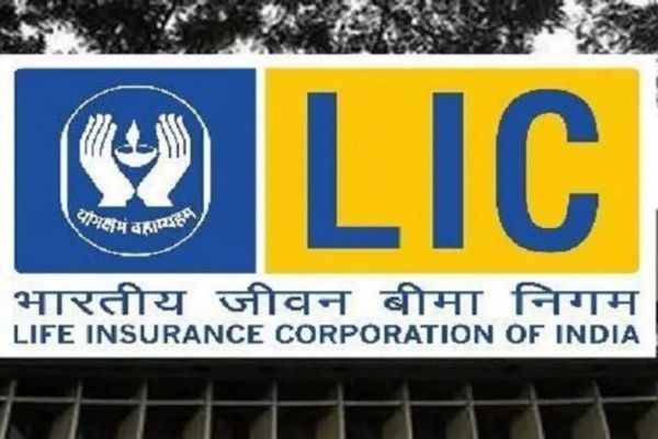 LIC के IPO की चर्चा, कर्मचारी संगठन बोले 'सोने का अंडा देने वाली मुर्गी' बेच रही सरकार