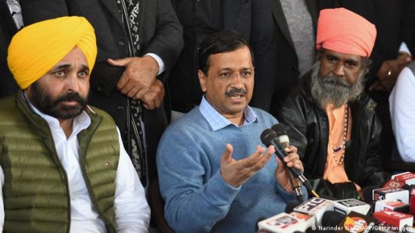 क्या पंजाब में 'आप' को मिल रही है आरएसएस की मदद?
