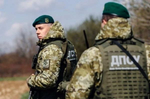 यूक्रेन सीमा से सेना हटाने का रूस का दावा गलत:अमेरिका