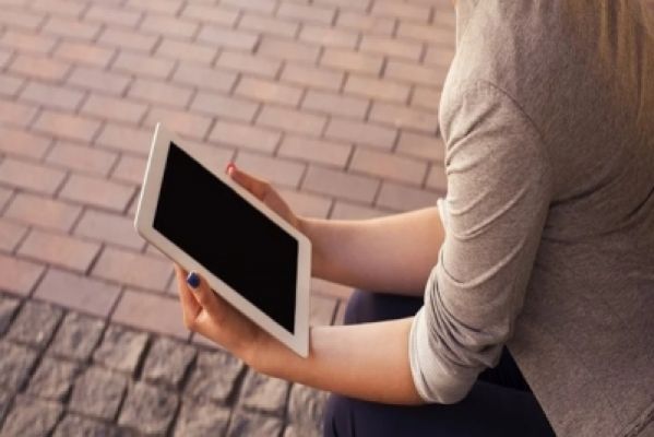 कोरोना काल में बढ़ी टैबलेट की मांग,बाजार चार फीसदी बढ़ा