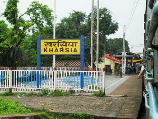 हावड़ा मुंबई रूट पर 16 ट्रेनें इस माह रद्द रहेंगीं, 4 देर से छूटेगी, 2 परिवर्तित मार्ग से चलेंगीं