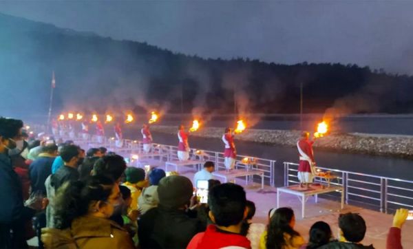 भारत बने धर्म-सापेक्ष