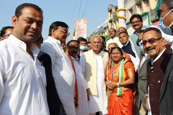 फ्लाईओवर, तारामंडल सहित 65 विकास कार्यों का लोकार्पण किया मुख्यमंत्री बघेल ने