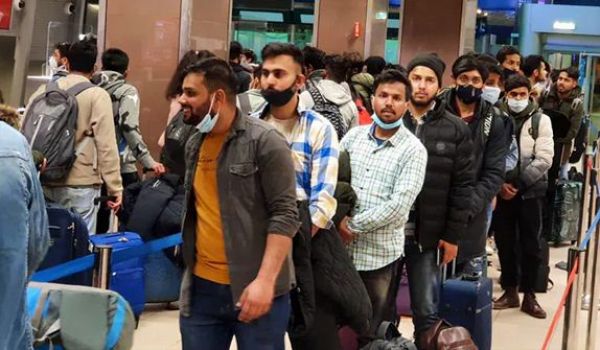 'हम तब तक चैन से नहीं बैठेंगे....' : यूक्रेन में फंसे भारतीयों को निकालने के लिए सरकार ने झोंकी ताकत