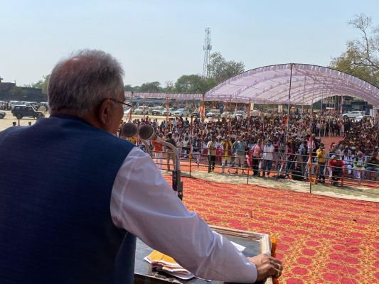  पीएम ने किसानों की आय दुगुनी करने कहा था, हो गई आधी-भूपेश 