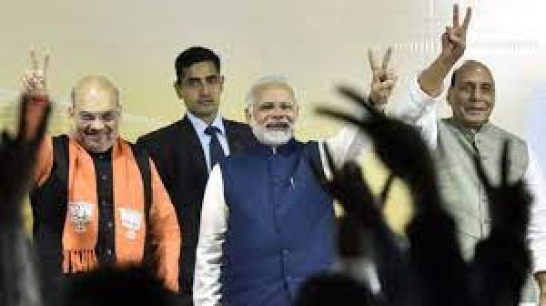 ऑपरेशन कमबैक: कैसे मोदी और शाह ने डाला था यूपी को वापस बीजेपी की झोली में?