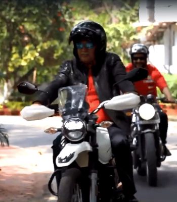 देखें VIDEO : छत्तीसगढ़ के मुख्यमंत्री भूपेश बघेल का सोशल मीडिया पर नया अंदाज जारी