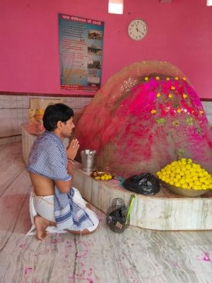 बिहार के गंगरा गांव में कई सदियों से लागू है 'शराबबंदी', शराब को हाथ भी नहीं लगाते लोग