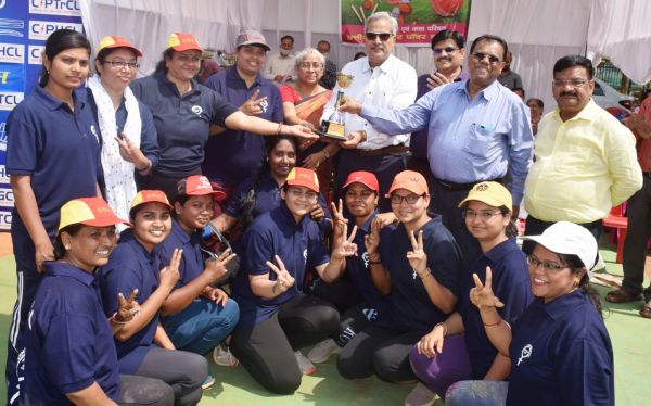 अंतर्राष्ट्रीय महिला दिवस पर पॉवर कपंनी मुख्यालय में महिला क्रिकेट स्पर्धा, जनरेशन विजेता, डिस्ट्रीब्यूशन कंपनी उपविजेता