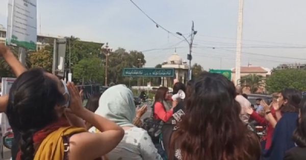 औरत मार्च : प्रोपेगेंडा, एजेंडा, साजिश या प्रगति?