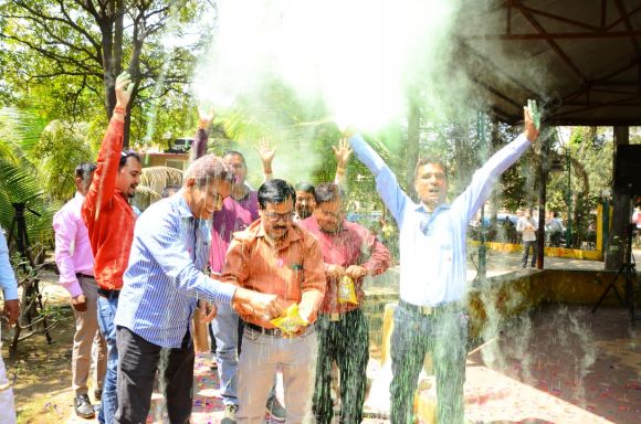 देखें VIDEO : पुरानी पेंशन योजना बहाली पर झूम उठे कर्मचारी