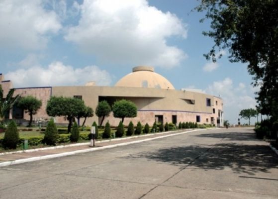मप्र के बजट को शिवराज ने आत्मनिर्भर बनाने वाला तो कमल नाथ ने झूठ का पुलिंदा बताया