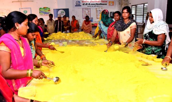 होली में बिखरेंगे सीवीआरयू के हर्बल गुलाल के रंग, ‘रमन ग्रीन्स’ बाजार में लाने की तैयारी