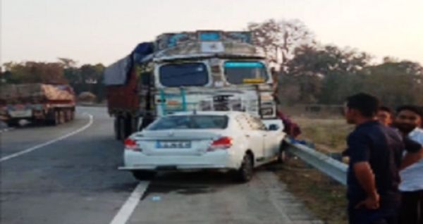  अंबिकापुर रोड में भीषण कार दुर्घटना, रायपुर के ठेकेदार सहित 3 की मौत
