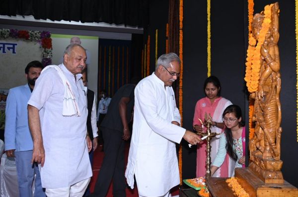 अंतरराष्ट्रीय कृषि मेले में सीएम बोले-भाजपा ने 5 रुपये का बोनस भी नहीं दिया