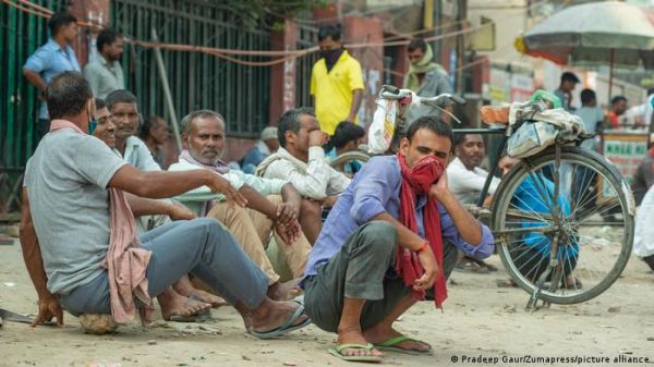 कोविड की दूसरी लहर के बाद बढ़ी बेरोजगारी दर, माना सरकार ने