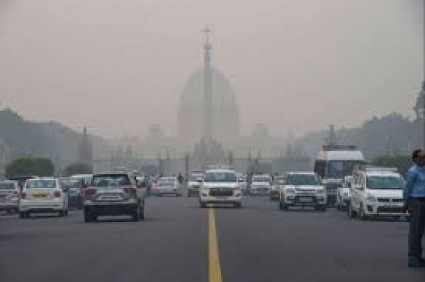 दिल्ली में सुबह गर्मी रही, वायु गुणवत्ता मध्यम श्रेणी में