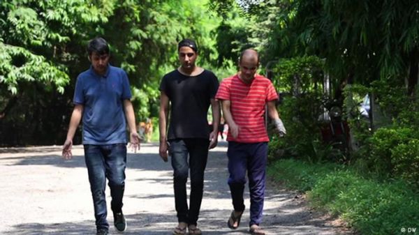 भारत में पढ़ रहे अफगानी छात्रों का क्या होगा
