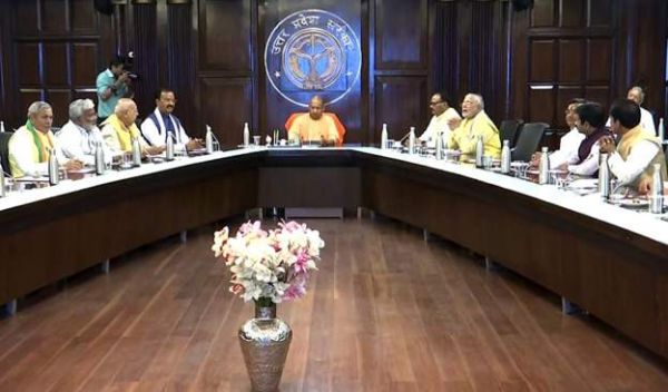 यूपी के 15 करोड़ लोगों को अगले तीन महीनों तक मुफ्त राशन मिलता रहेगा- योगी आदित्यनाथ