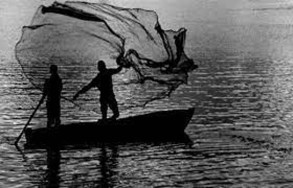 श्रीलंकाई नौसेना ने तीन भारतीय मछुआरों को किया गिरफ्तार