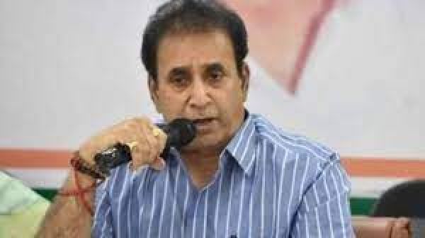 महाराष्ट्र सरकार को सुप्रीम कोर्ट से झटका, अनिल देशमुख के ख़िलाफ़ सीबीआई जाँच जारी रहेगी