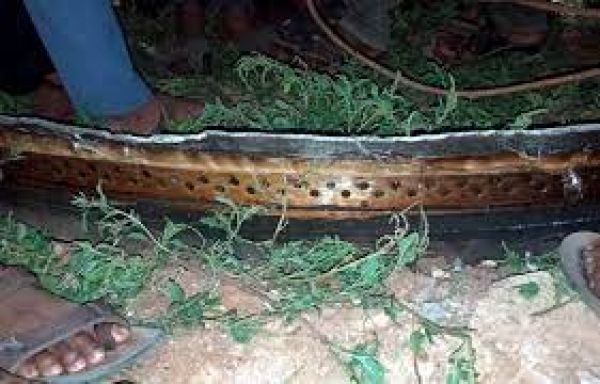 आसमान से गिरी दहकती हुई वस्तुएं ; महाराष्ट्र के दो गांवों से लोहे के छल्ले,सिलेंडर जैसी वस्तु बरामद