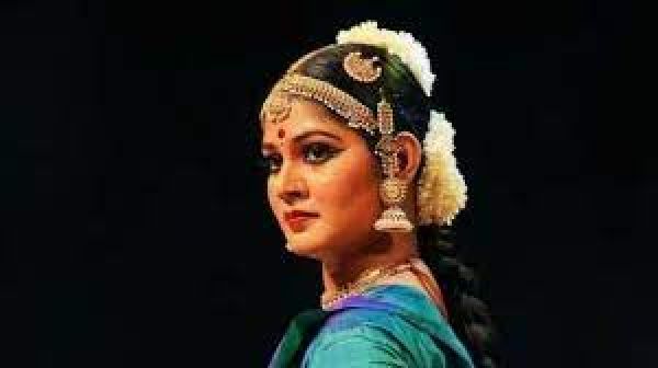 वो लड़की जिसे मुसलमान होने की वजह से मंदिर में भरतनाट्यम करने से रोका गया