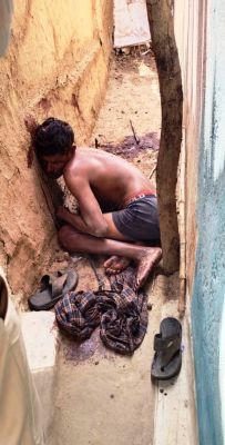 बकरियों की चीख से पता चला हत्या हो गई चरवाहे की, साथ रहने वाला गायब