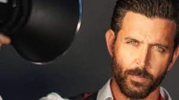 सबा आज़ाद: ऋतिक रोशन की ये दोस्त कौन हैं ?