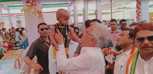 देखें VIDEO :  हर्षिता को सीएम का दुलार