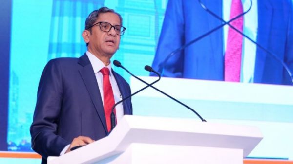 जजों को बदनाम करने का सरकार में नया चलन देखा जा रहा- सीजेआई एनवी रमणा