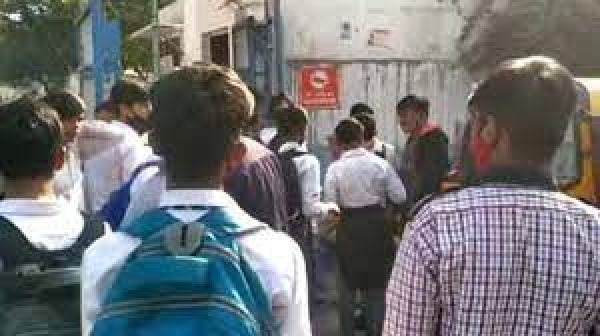 तमिलनाडु के कन्याकुमारी में स्कूल के शिक्षक पर लगा धर्म परिवर्तन की कोशिश का आरोप