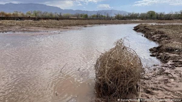 इस तरह कब तक प्यासे रहेंगे अमेरिका के खेत
