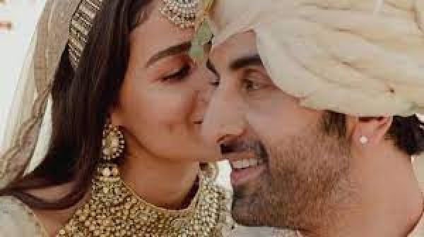 रणबीर-आलिया से लेकर पृथ्वीराज कपूर तक, कपूर खानदार में शादियां कैसे हुईं