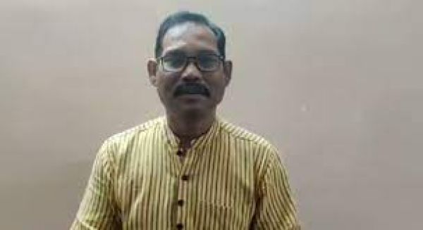 बंगाल: खुद को आग के हवाले करने वाली किशोरी के परिवार से मिले भाजपा सांसद