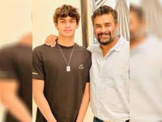 बेटे वेदांत के डेनिश ओपन तैराकी प्रतियोगिता में स्वर्ण पदक जीतने पर खुशी से 'अभिभूत' हुए आर माधवन