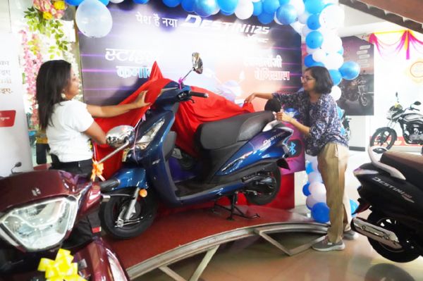 बहुआयामी स्मार्ट फीचर्स के साथ डेस्टिनी एक्सटेक का छत्तीसगढ़ हीरो में भव्य लांच