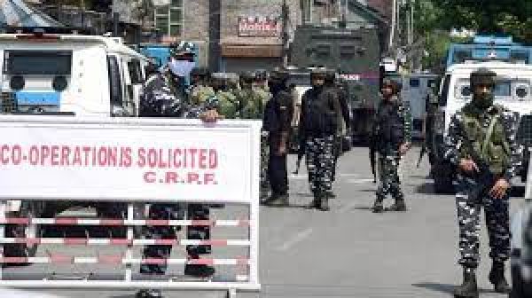 जम्मू-कश्मीर: भड़काऊ आर्टिकल लिखने के आरोप में पीएचडी स्कॉलर गिरफ्तार